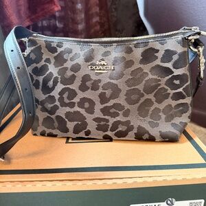 Coach Leopard Small